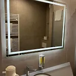 Hotel Hotel Senator