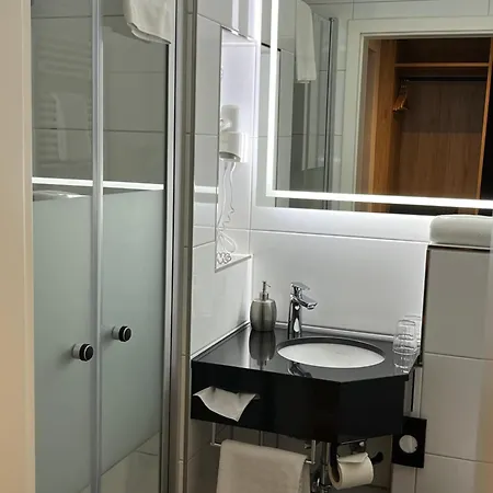 Hotel Hotel Senator 3*