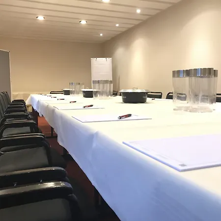 塞纳图酒店 3* 比勒费尔德