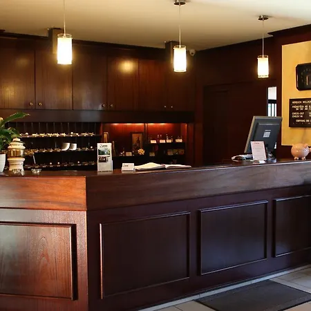 Hotel Senator 3*